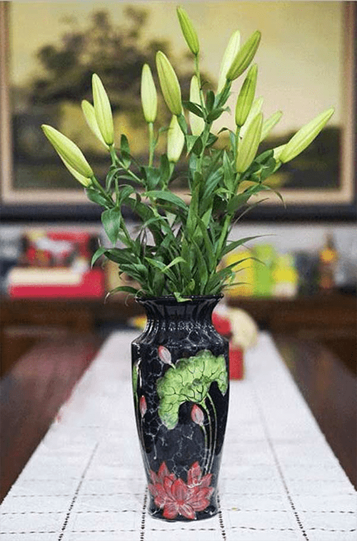 Top 50 cách cắm hoa ly đẹp để bàn thờ theo phong thủy
